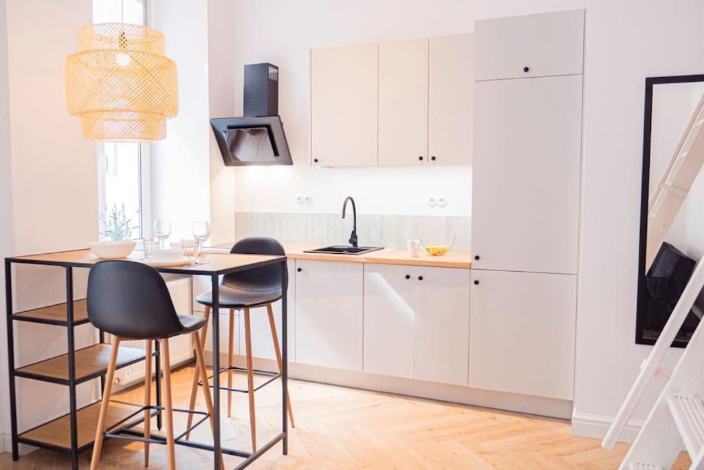Klimatyczne Studio W Historycznej Pradze - Stadion Narodowy, Centrum Warsaw Ngoại thất bức ảnh